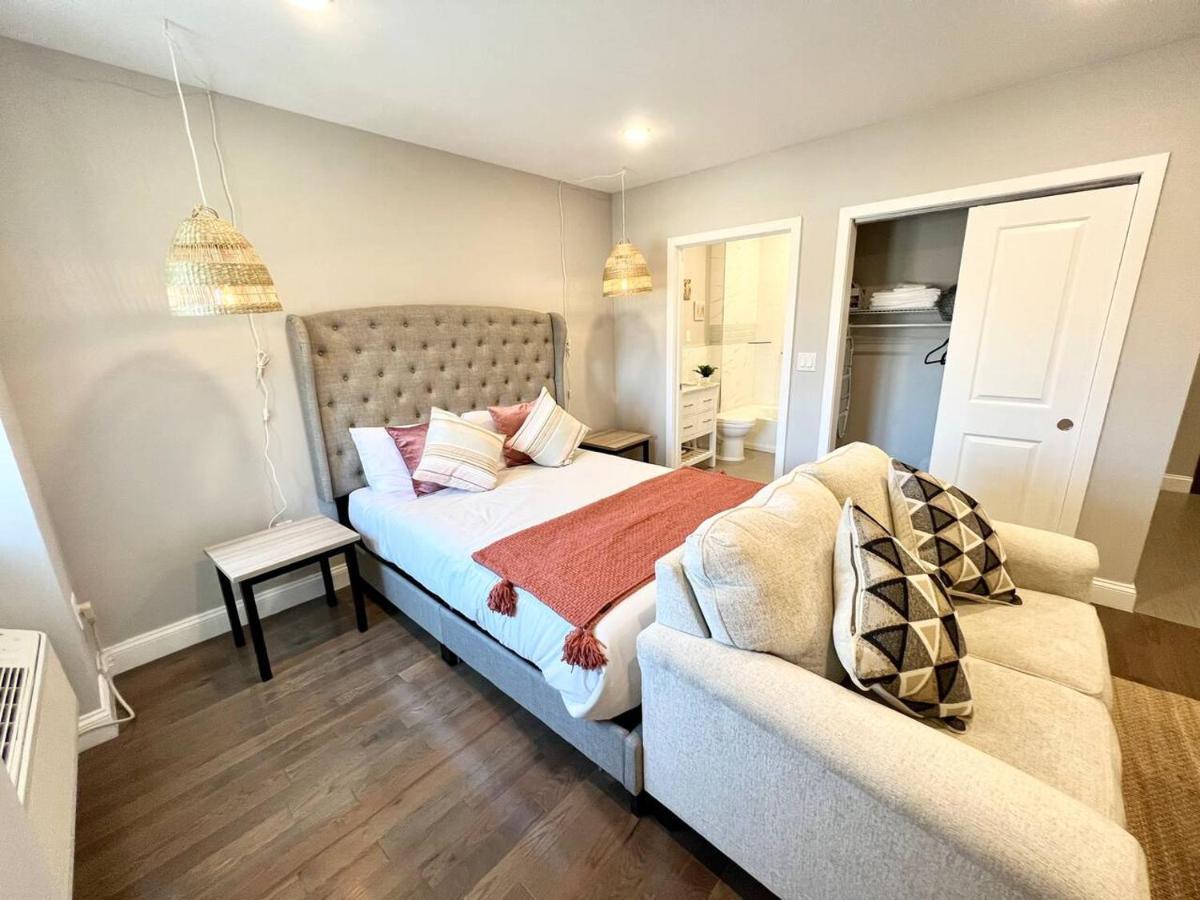 302 Comfy 1bd With View In Center